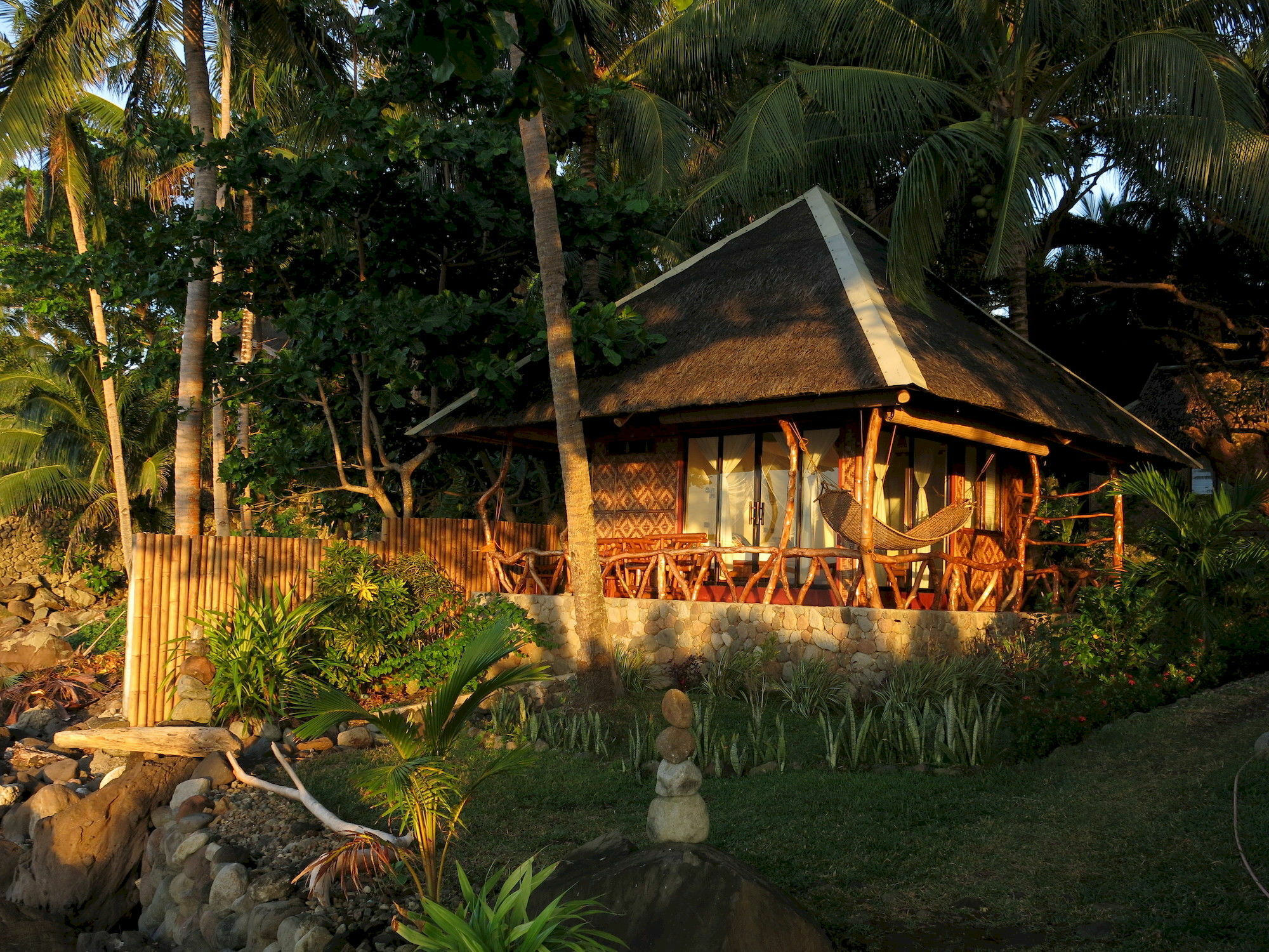 Camiguin Volcan Beach Eco Retreat & Dive Resort Mambajao Dış mekan fotoğraf